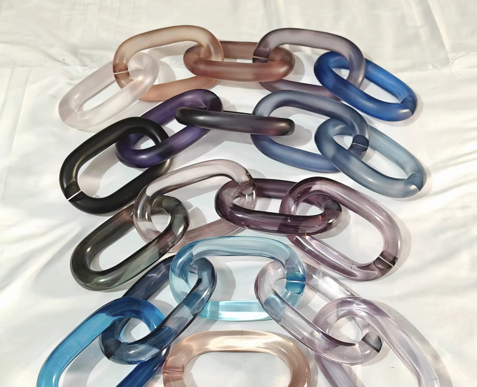 Wall chain